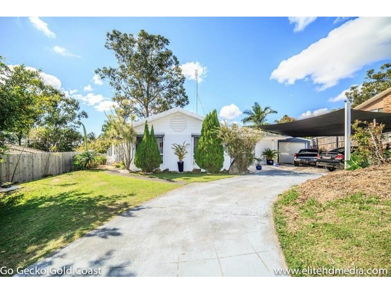 11 Kilmuir St, Highland Park QLD 4211