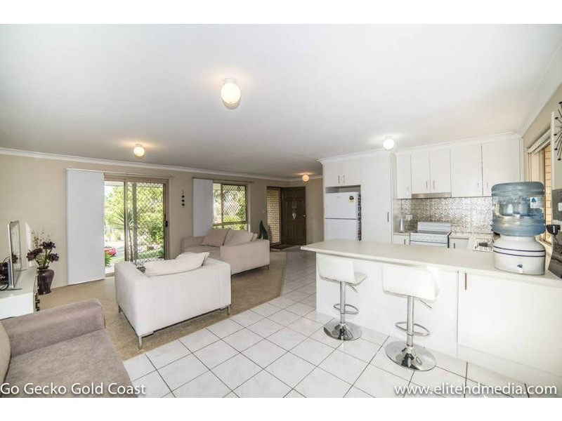 5 Merewether Court, Highland Park QLD 4211