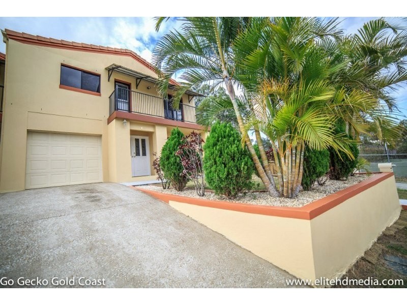2/6 Soldierbird Place, Carrara QLD 4211