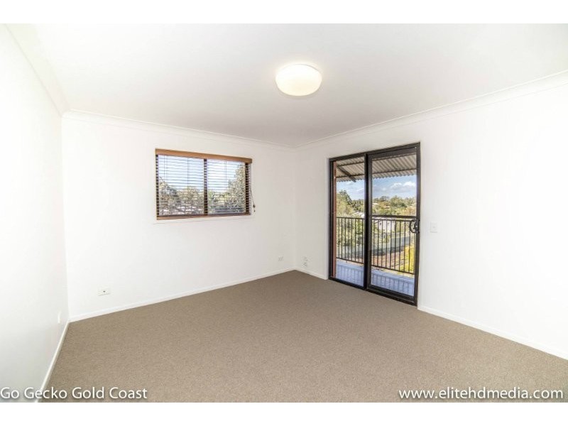 2/6 Soldierbird Place, Carrara QLD 4211