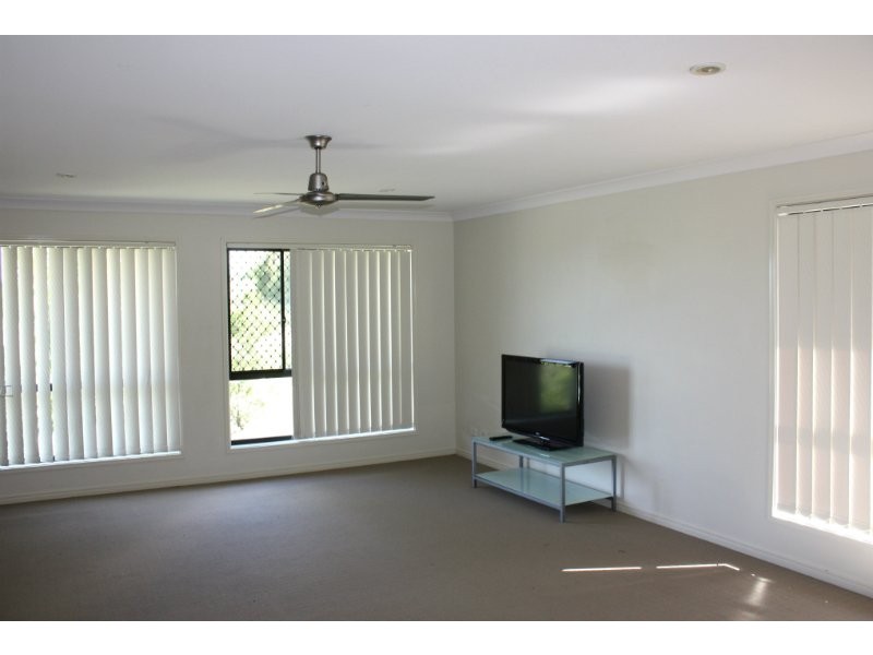 9 Tallon St, Upper Coomera QLD 4209