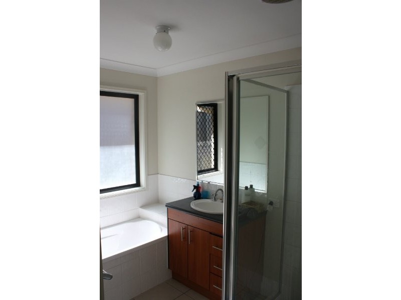 9 Tallon St, Upper Coomera QLD 4209