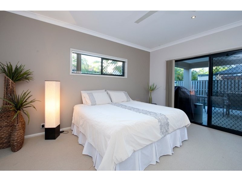 39 North Shore Ave, Varsity Lakes QLD 4227