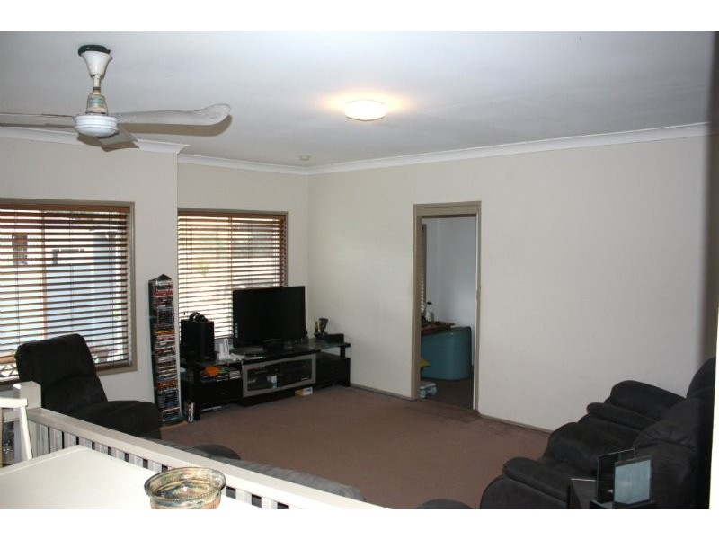 9 Patura Drive, Ashmore QLD 4214