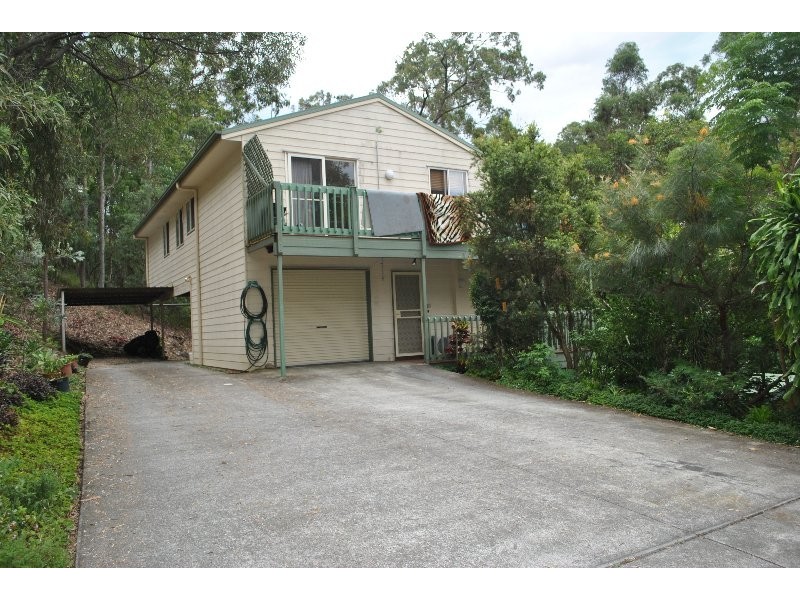 42 Castle Hill Drive South, Gaven QLD 4211