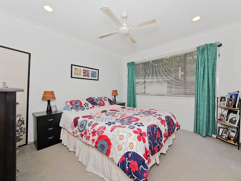 30 Regency Place, Mudgeeraba QLD 4213