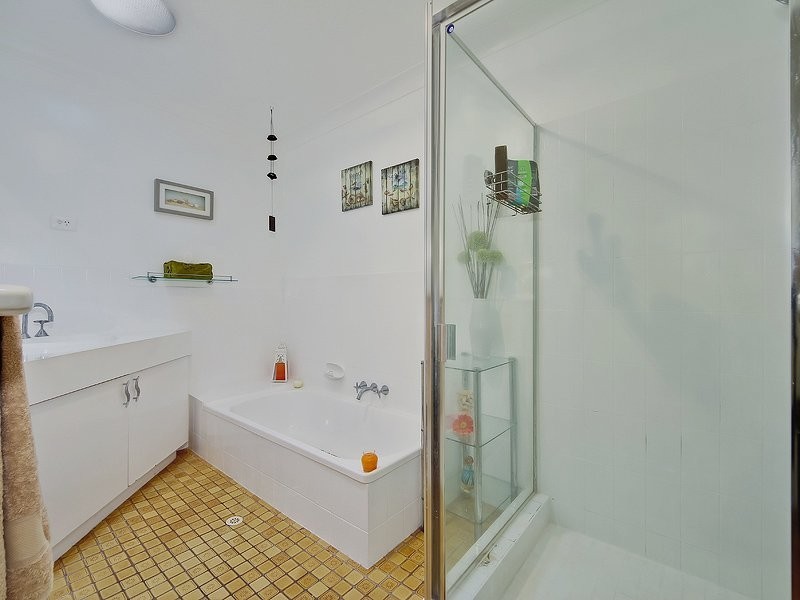 30 Regency Place, Mudgeeraba QLD 4213