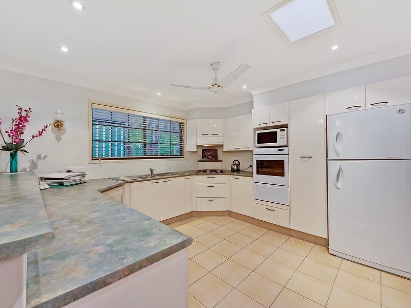 28 Koola Drive, Nerang QLD 4211