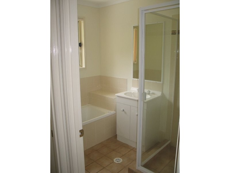 38 Winchester Drive, Nerang QLD 4211