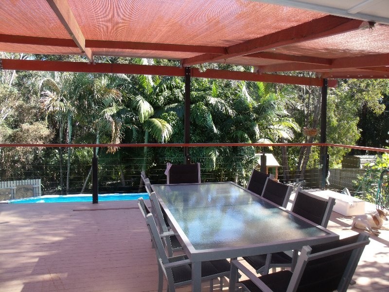 13 Winderadeen Crt, Nerang QLD 4211