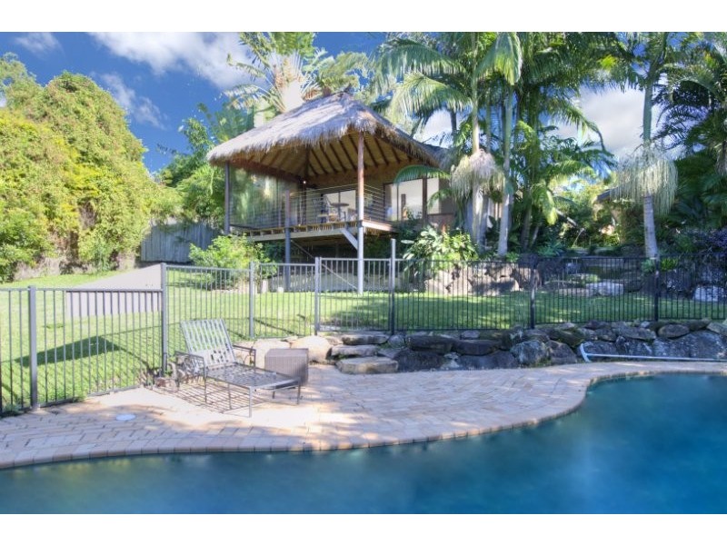 6 Jerrob Court, Carrara QLD 4211