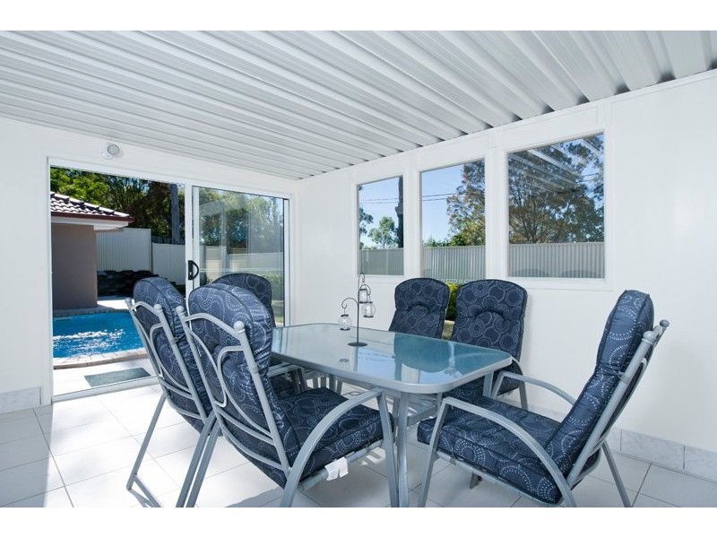 24 Wiltshire Drive, Mudgeeraba QLD 4213