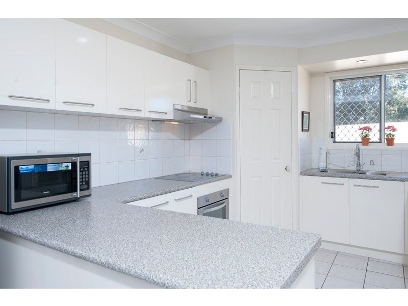 24 Wiltshire Drive, Mudgeeraba QLD 4213