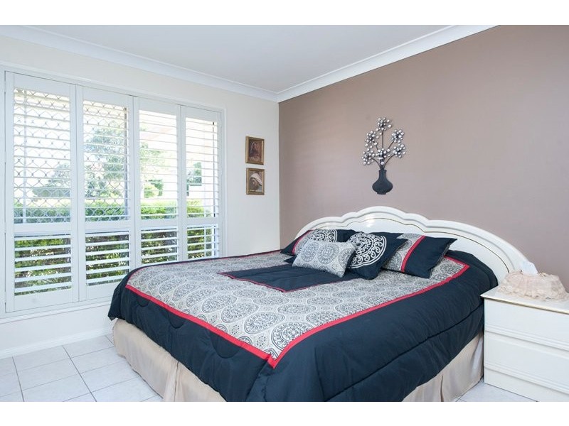 24 Wiltshire Drive, Mudgeeraba QLD 4213