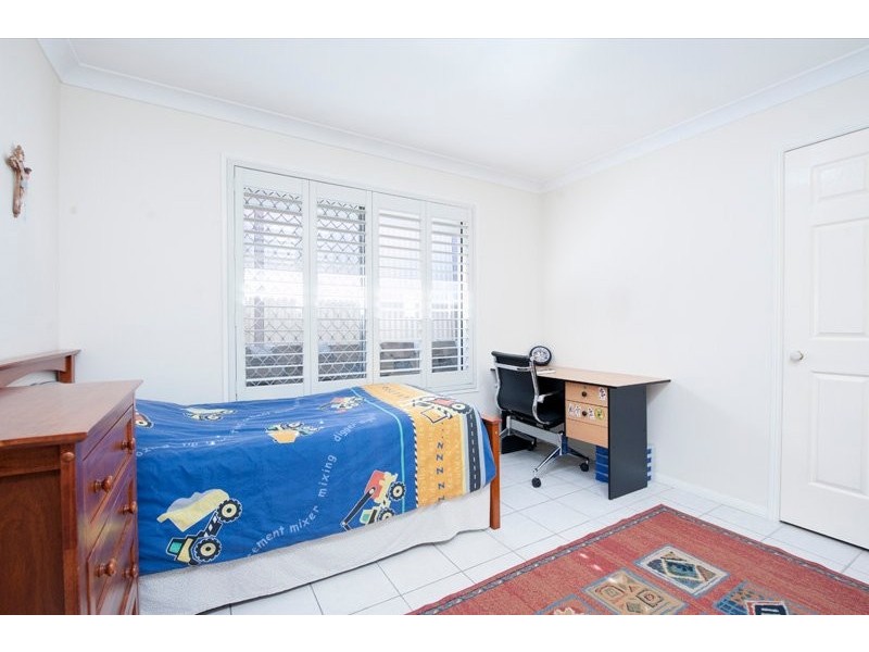 24 Wiltshire Drive, Mudgeeraba QLD 4213