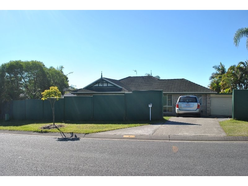 4 Paladin Court, Nerang QLD 4211