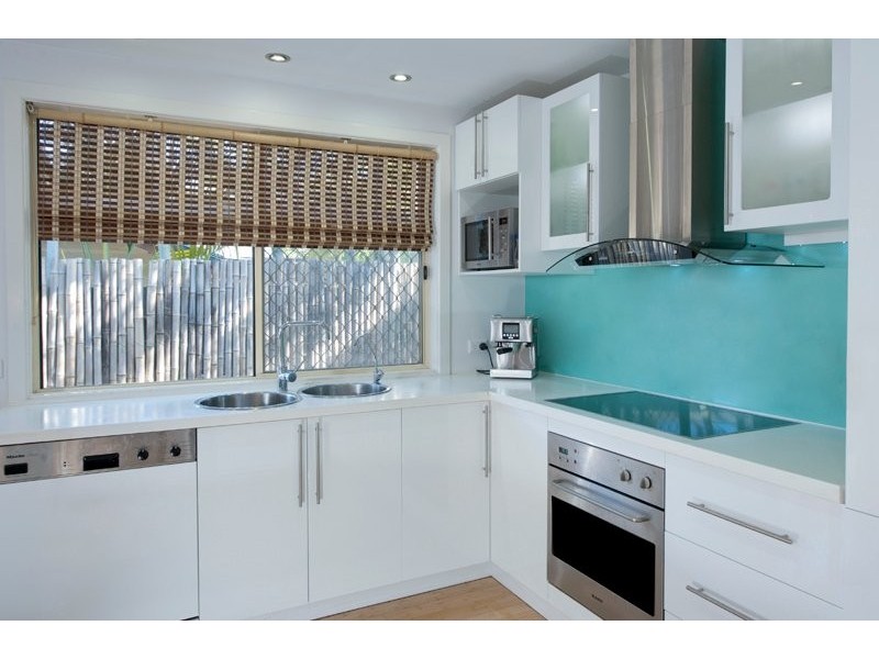 41 Stevens Street, Southport QLD 4215