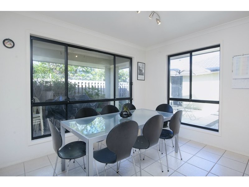 9 Nikau Crescent, Nerang QLD 4211