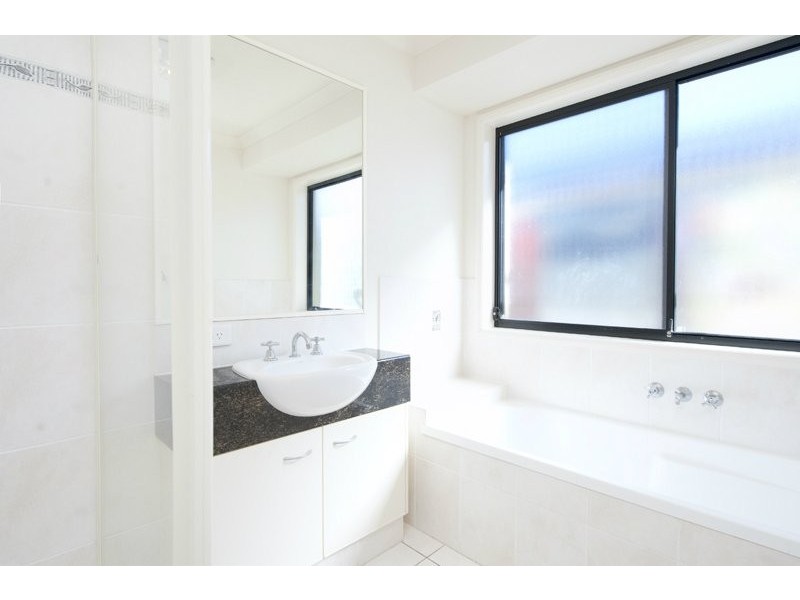 9 Nikau Crescent, Nerang QLD 4211