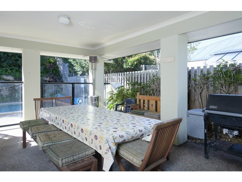 9 Nikau Crescent, Nerang QLD 4211