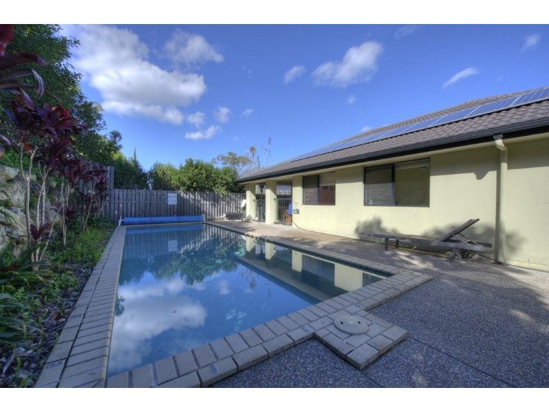 9 Nikau Crescent, Nerang QLD 4211