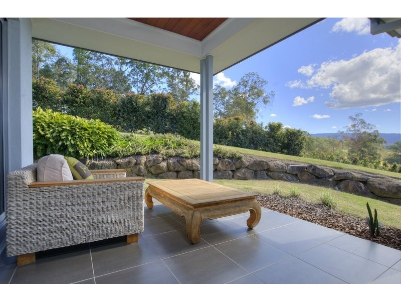 13 Bush Knoll Place, Mount Nathan QLD 4211