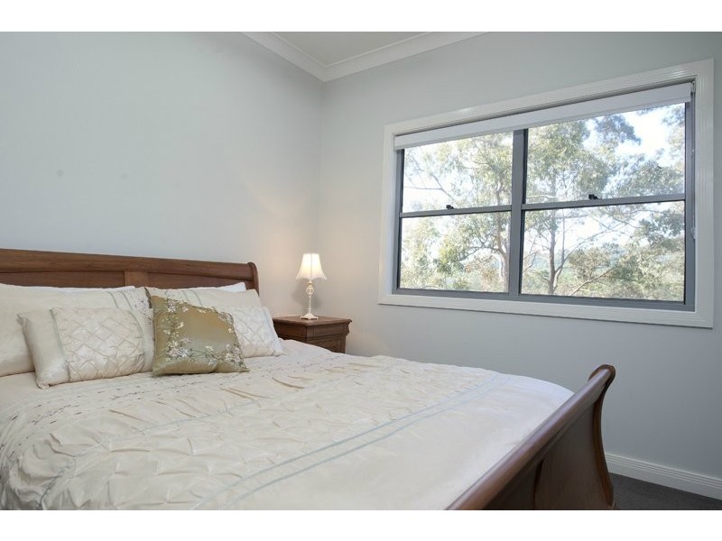 13 Bush Knoll Place, Mount Nathan QLD 4211