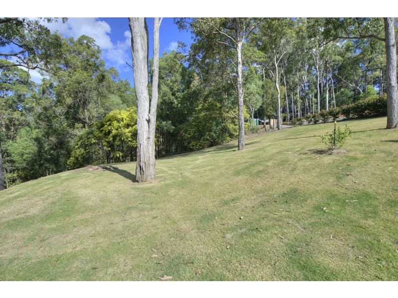 13 Bush Knoll Place, Mount Nathan QLD 4211