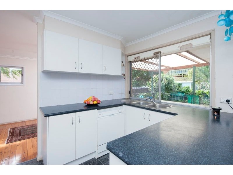 100 West Burleigh Road, Burleigh Heads QLD 4220