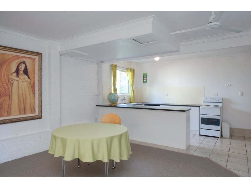 100 West Burleigh Road, Burleigh Heads QLD 4220