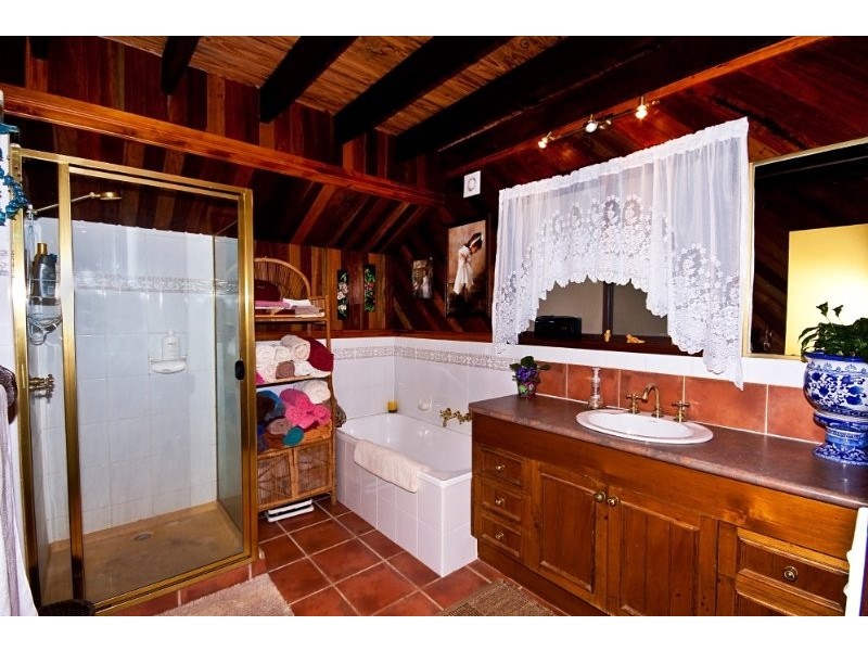 247 Wongawallan Drive, Wongawallan QLD 4210