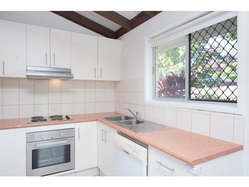 3 Brier Cres, Varsity Lakes QLD 4227