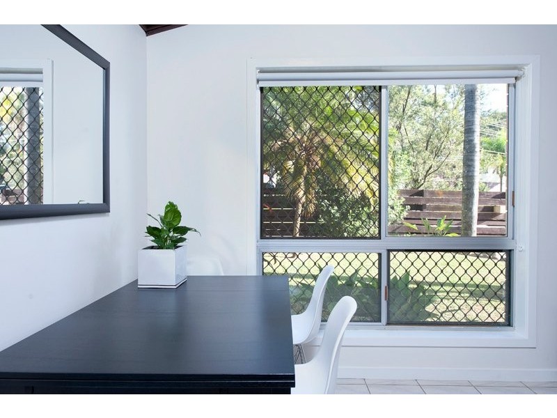 3 Brier Cres, Varsity Lakes QLD 4227