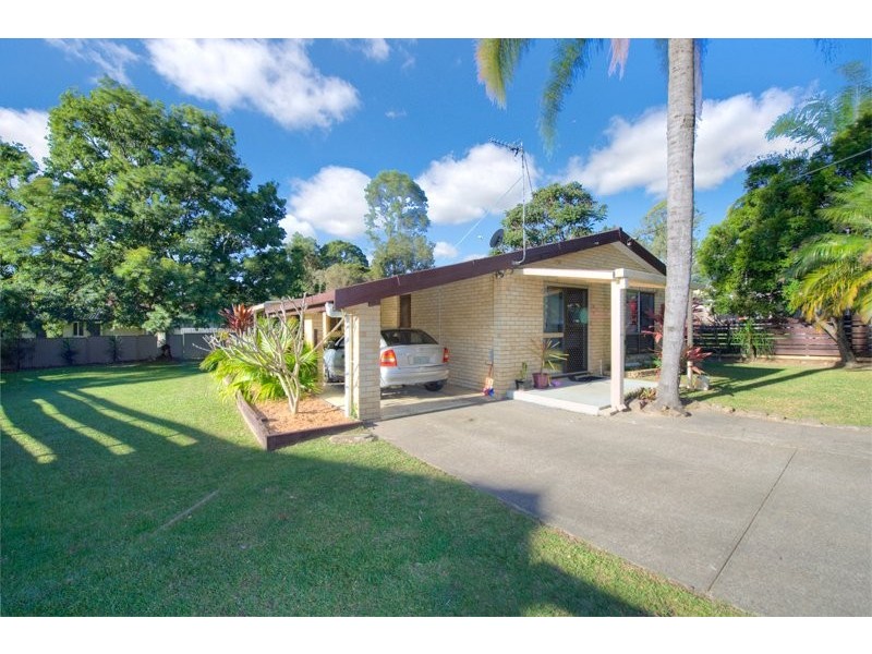 3 Brier Cres, Varsity Lakes QLD 4227