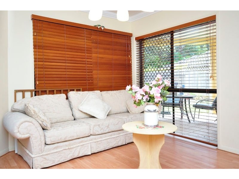 11 Mountain Ash Cct, Robina QLD 4226
