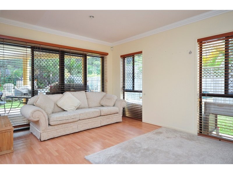 11 Mountain Ash Cct, Robina QLD 4226