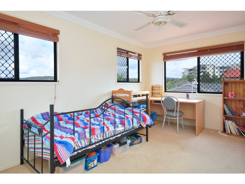 11 Mountain Ash Cct, Robina QLD 4226