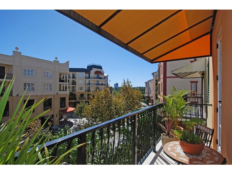 24/3030 The Boulevarde, Carrara QLD 4211