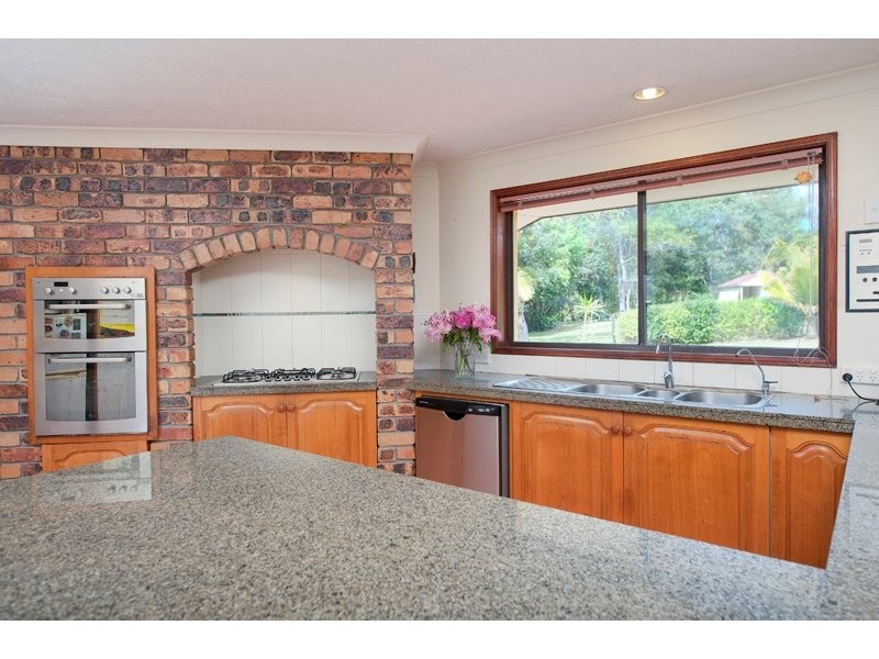 2 Satinay Crt, Oxenford QLD 4210