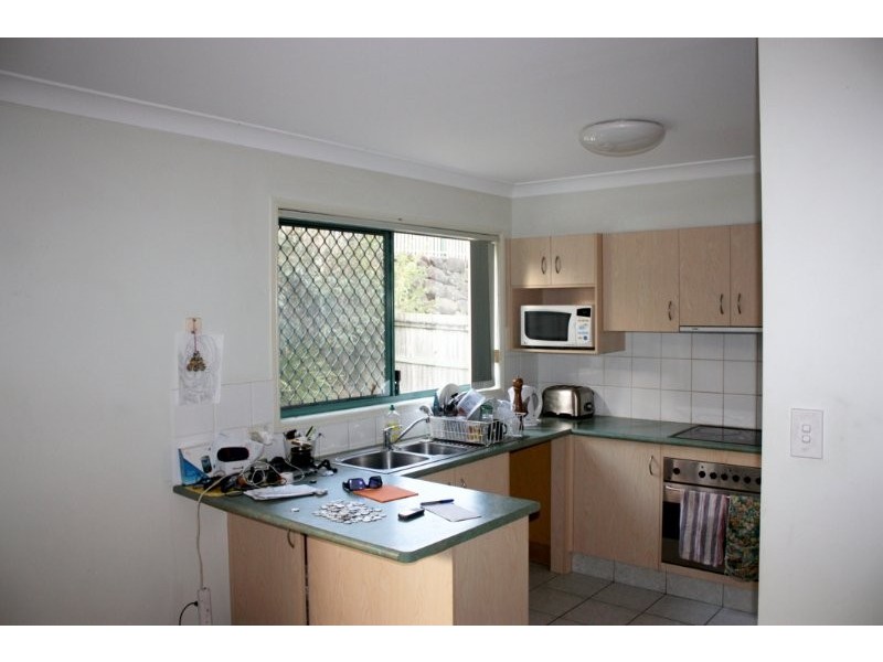 40 Clear River Boulevard, Ashmore QLD 4214