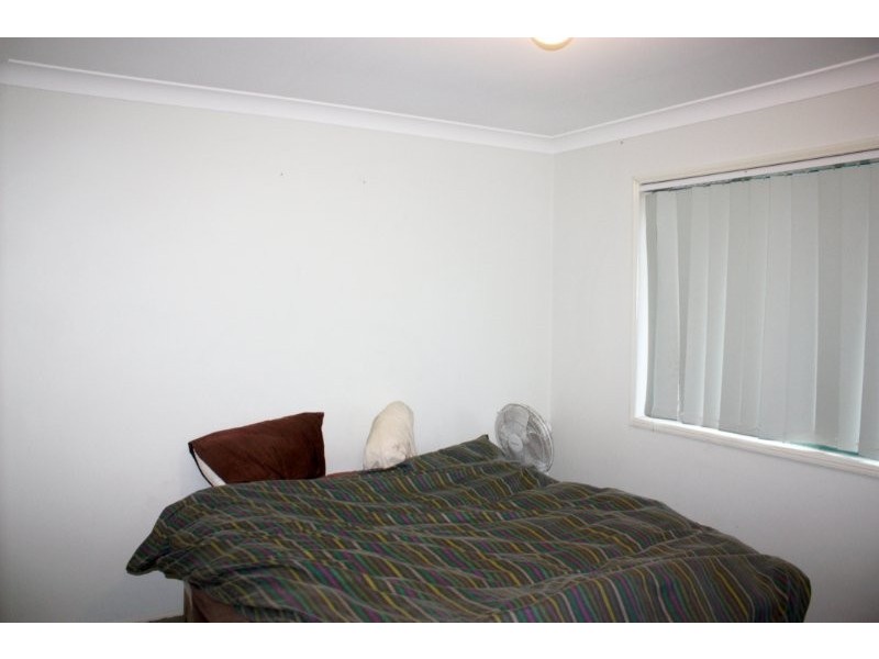 40 Clear River Boulevard, Ashmore QLD 4214