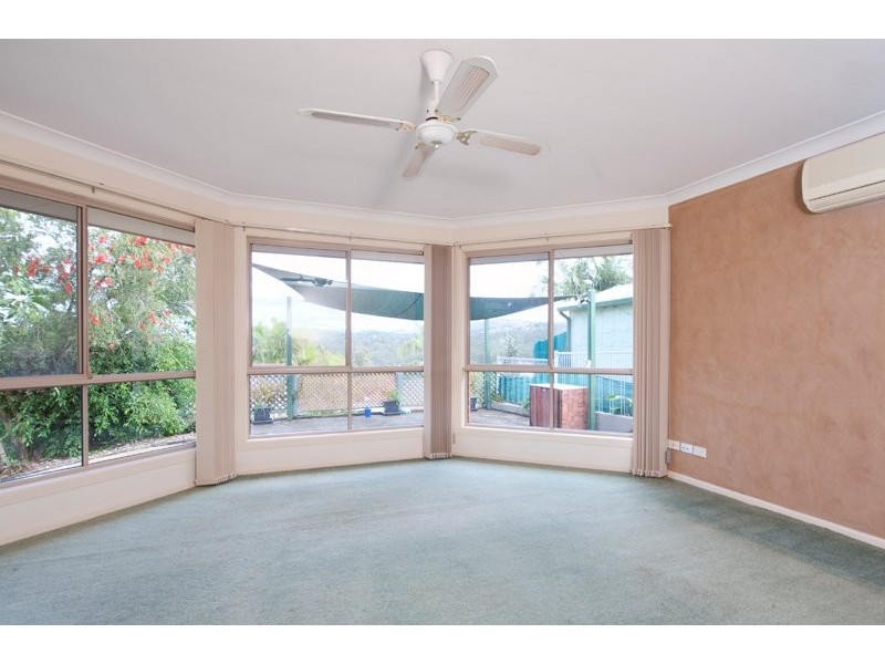 18 Mataranka Dr, Worongary QLD 4213