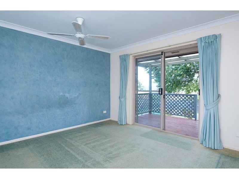 18 Mataranka Dr, Worongary QLD 4213