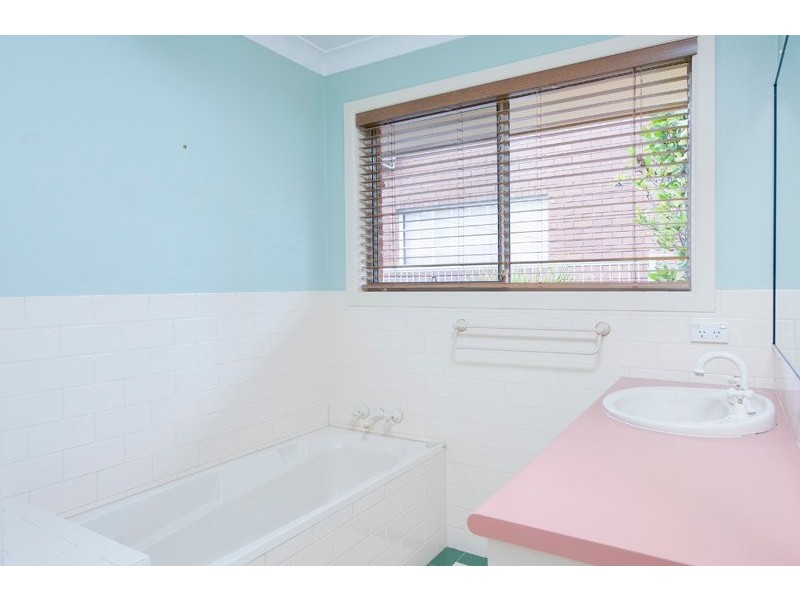 18 Mataranka Dr, Worongary QLD 4213