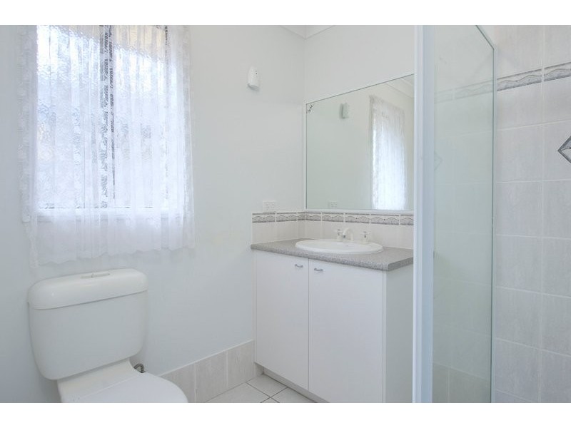 4 Tandanus Court, Oxenford QLD 4210