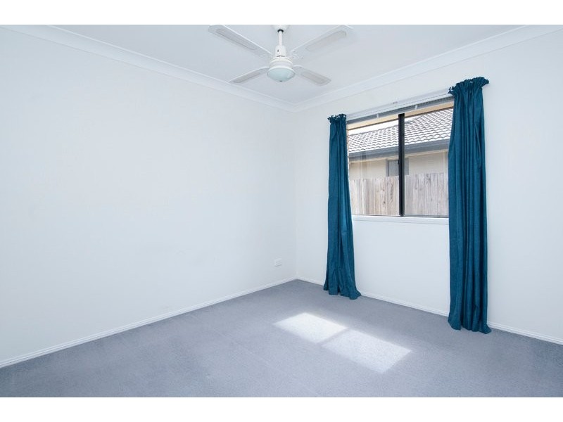 4 Tandanus Court, Oxenford QLD 4210