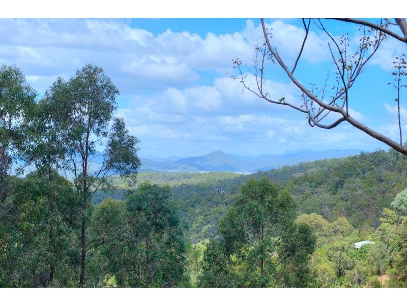 19 Pemberton Close, Mount Nathan QLD 4211