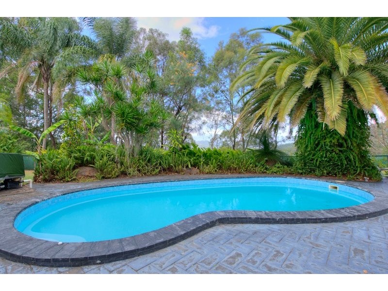 19 Pemberton Close, Mount Nathan QLD 4211