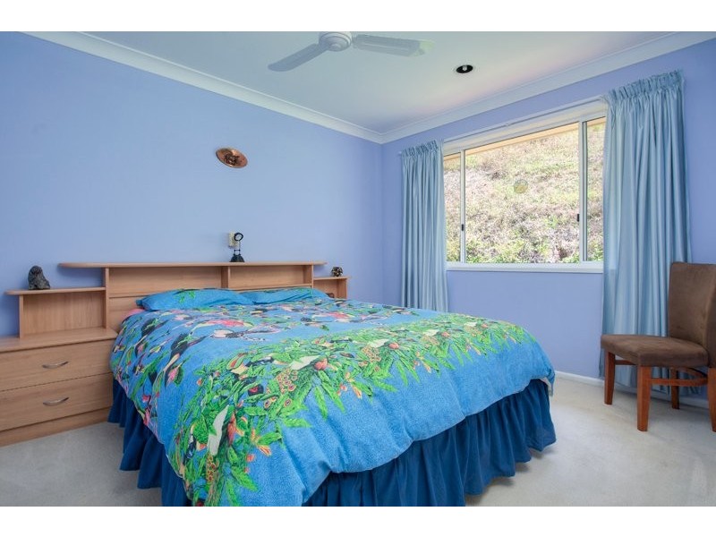 19 Pemberton Close, Mount Nathan QLD 4211