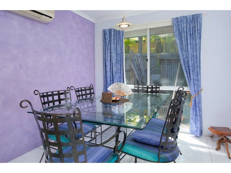 69 Renfrew Drive, Highland Park QLD 4211